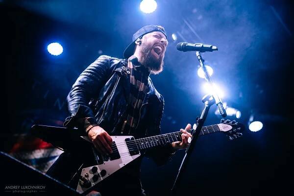 Beyond The Black. Heart of the Hurricane Tour 2019