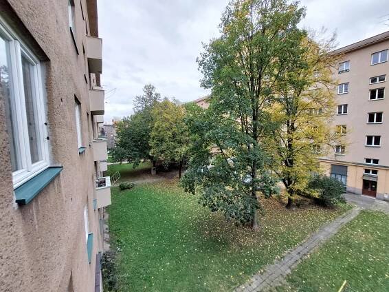 PODNÁJEM: bytu 2+1, balkón, Havlíčkovo nám., Ostrava - Poruba - zmijamakler.cz