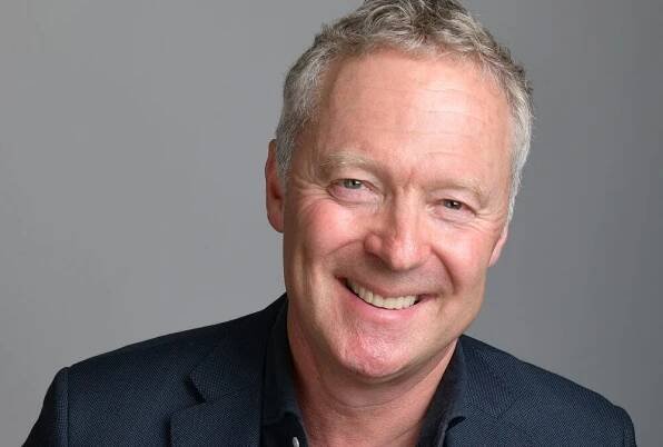 Rory Bremner to host the 2024 Cotswold Water Park Ball