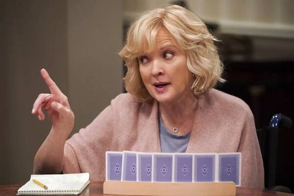 Christine Ebersole as Dottie