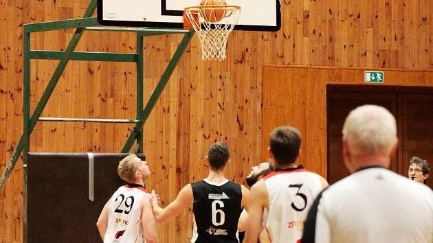 Znojemští basketbalisté schytali dvě prohry. Čekají je poslední domácí utkání
