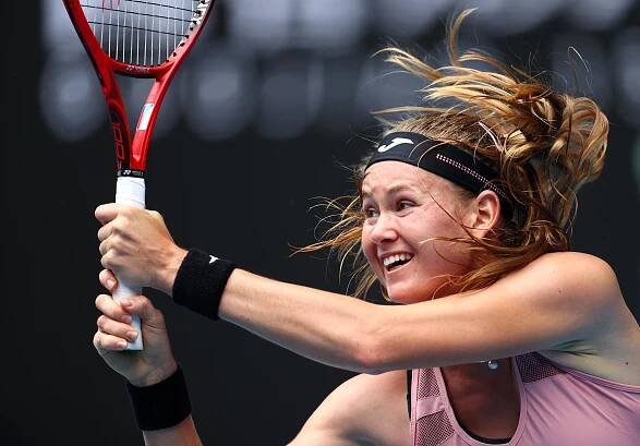 Bouzková vydržela na kurtu s Ósakaovou v nepříjemném větru téměř hodinu a půl