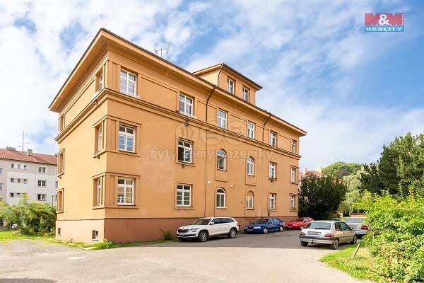 Prodej bytu 2+1 40 m², Víta Nejedlého, Chrudim - Chrudim III