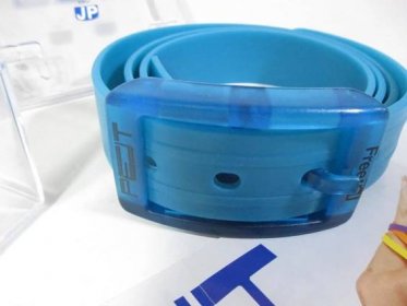 Retro plastový pásek JP - PEJT - modrý - nepoužitý !  - Módní doplňky