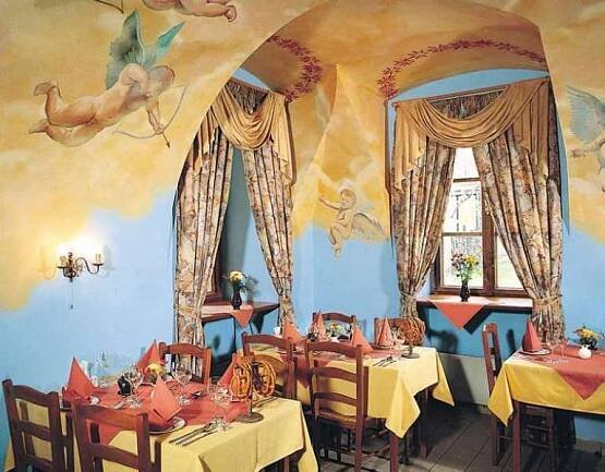 Hotel Selský dvůr (Hostivař), Česká republika Praha a okolí - Invia