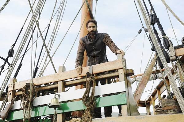 Joshua Sasse - Galavant - A New Season aka Suck It Cancellation Bear - Z natáčení