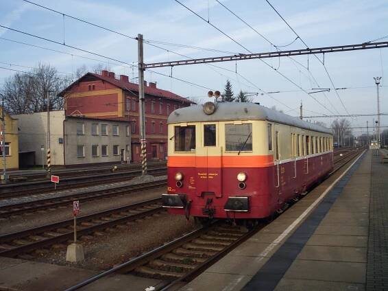Do Polska vlakem rychleji již za dva roky. Začala modernizace úseku mezi Dětmarovicemi a státní hranicí