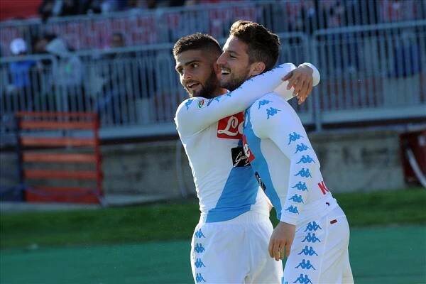 POKER DRIES MERTENS, NAPOLI SINKS THE TURIN: 5 – 3 | Chinaples