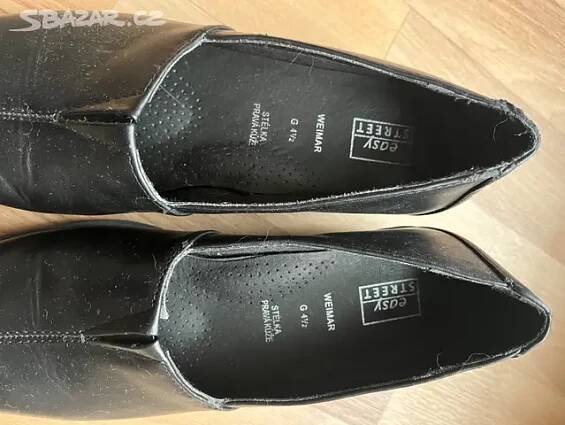 Dámské černé boty polobotky kožené černé