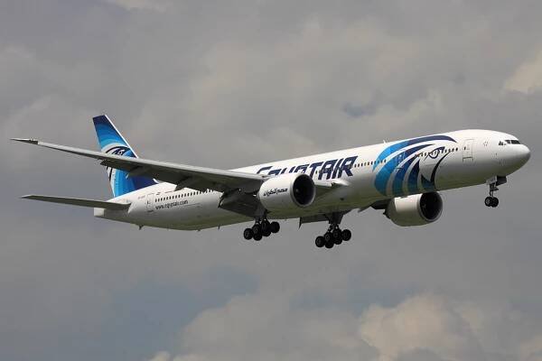 Soubor:EgyptAir Boeing 777-300ER SU-GDO BKK 2012-6-14.png – Wikipedie