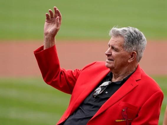Cardinals broadcaster, World Series champ Mike Shannon dies