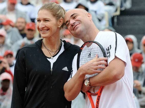 Steffi Graf and Andre Agassi playing in Roland-Garros Tennis Tournament in 2009