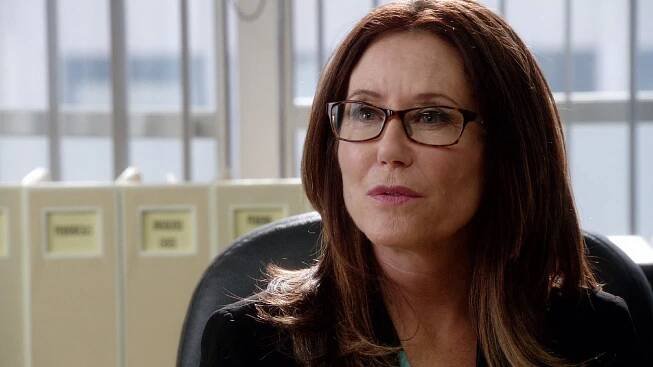 Closer: Nové případy - Na dálku - Z filmu - Mary McDonnell