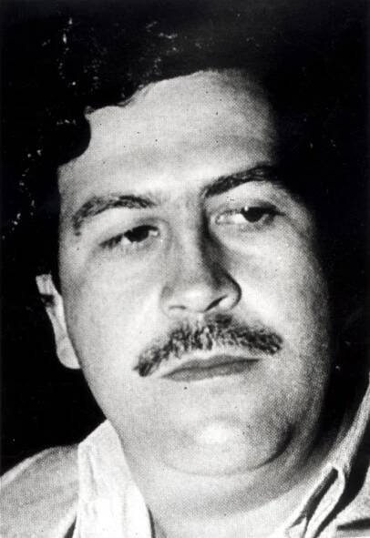 FOTO: Drogový král Pablo Escobar. – stránka 1