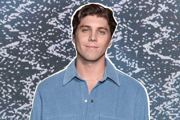 Lukas Gage Says He Went Full Joe Goldberg to Prepare for ‘You’ Season 4