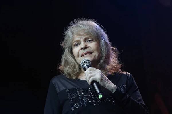 Zemřela zpěvačka Eva Pilarová. Čtyřnásobné vítězce Zlatého slavíka bylo 80 let