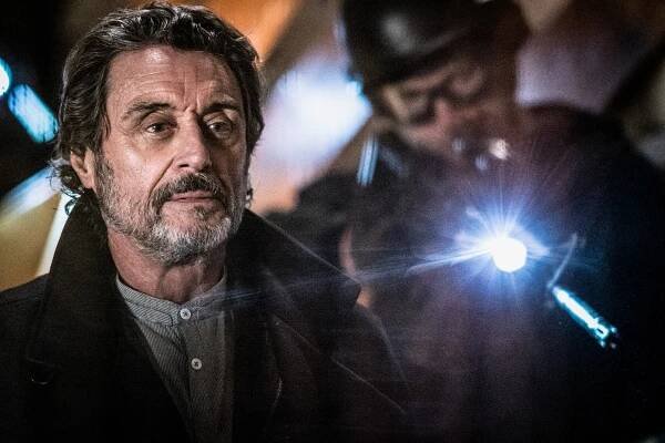 Hellboy: Film překvapí spoustu lidí, myslí si Ian McShane