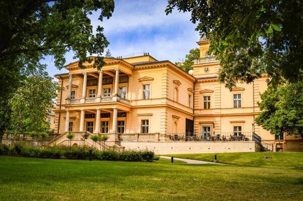 Hotel Lanna