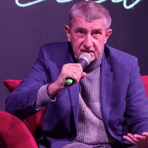 Glosovali jsme živě talk show Andreje Babiše v Ústí: Servilita, polistopadový kartel a Juchelka z Medúzy