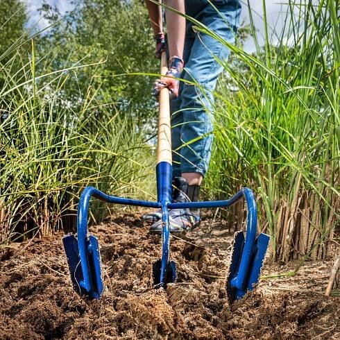 KULTIVÁTOR RUČNÍ KYPŘIČ PŮDY KOVOVÝ Kód výrobce K3456