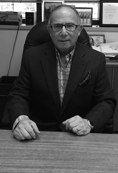 Headshot of Larry Moskovitz, Partner at Miller Saperia & Co.