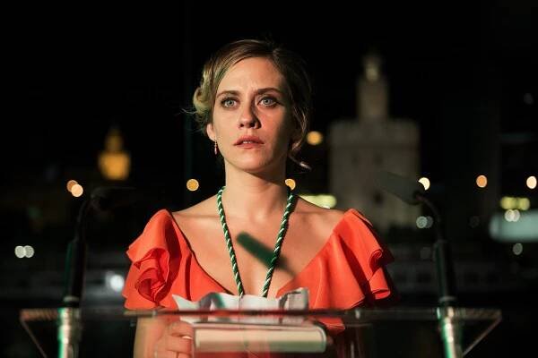 El autor - Z filmu - María León