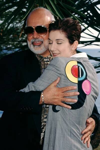 Celine Dion hugs her husband René Angélil at the 1995 World Music Awards on May 3, 1995, in Monte Carlo, Monaco. | Source: Getty Images