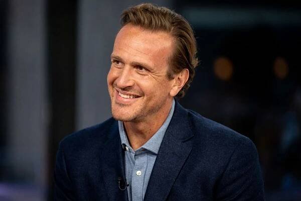 Jason Segel Reveals Why He Left Hollywood for a ‘Little Country Town’ After 'How I Met Your Mother' Success