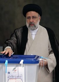 Ultrakonzervativec Ebrahím Raísí se stal osmým prezidentem Íránu