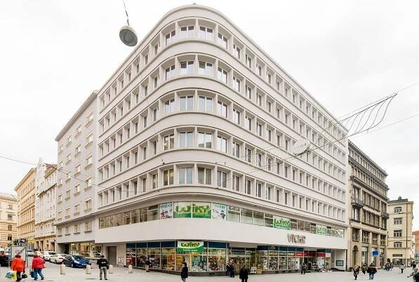 2020 Obchodný dom VICHR Brno