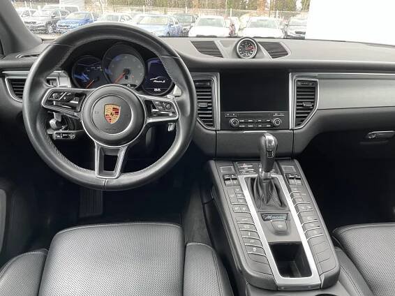 Porsche Macan S