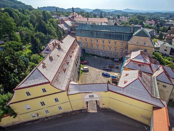 Zámek Česká Kamenice - Česká Kamenice