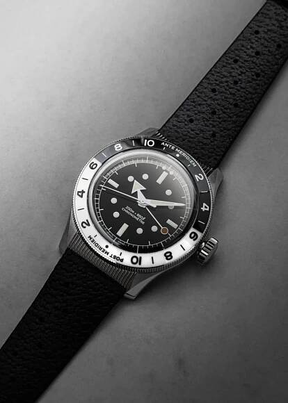 The Best Watches Under $5,000 You Can Buy Right Now