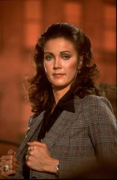 Lynda Carter: Gorgeous photos of the original Wonder Woman
