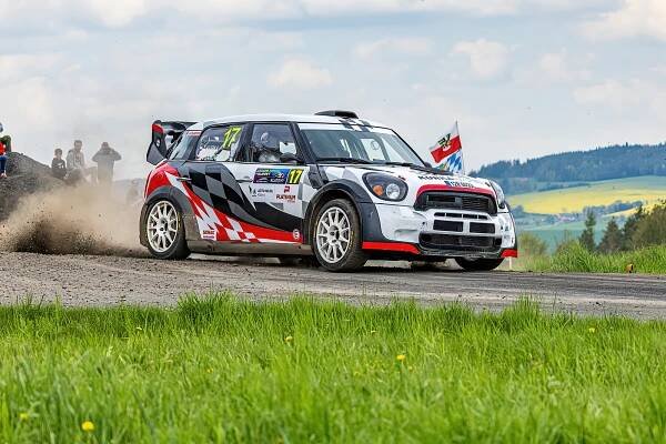 Ohlédnutí za 56. ročníkem populární Rallye Šumava, podívejte se