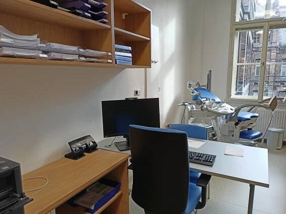 Porodnice U Apolináře má nové centrum pro rodičky. Oprava bude pokračovat