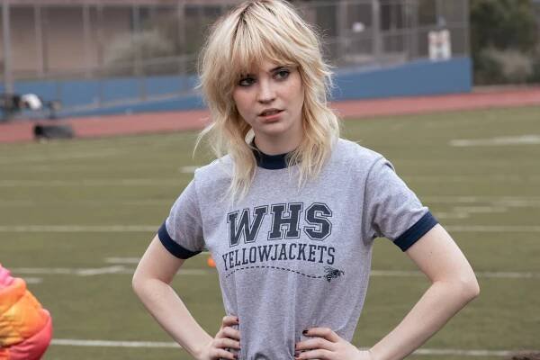 The character Nat, also known as Natalie Scatorccio, appears in the Showtime series Yellowjackets, played by Sophie Thatcher in her teenage years and by Juliette Lewis in her adult years
