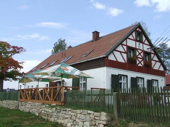 Náš příběh - Restaurace a penzion Na Gruntu