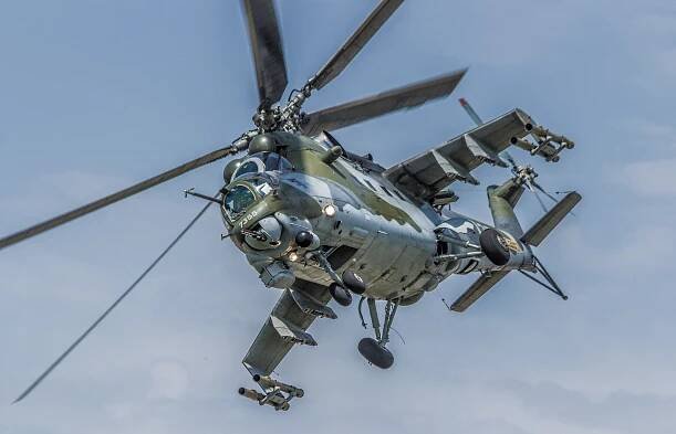 Mi-24V 7355 : Mil Mi-24V