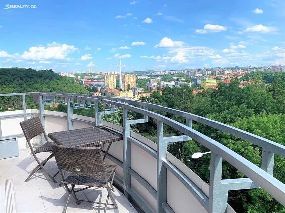 Pronájem bytu 2+kk 54 m², Družstevní ochoz, Praha 4 - Nusle