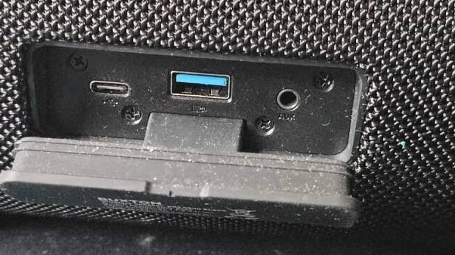Test: Buxton BBS 9900 – mohutná basová stěna | CHIP.cz