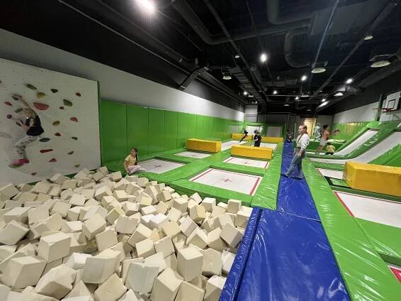 Hop, skok, jump - Základní škola a Mateřská škola Václavovice, příspěvková organizace
