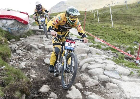 Stephen Hughes // Gallery // World Cup DH 09 // Fort Bill