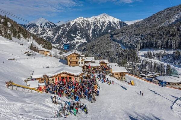 $1Angerblick: Culinary delights or Aprés Ski