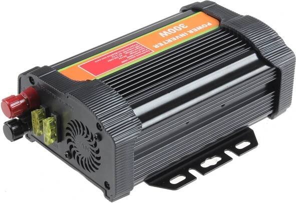 BYGD P300U menič napětí 12V na 230V 300W