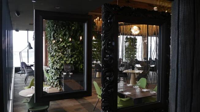 ENTRÉE RESTAURANT Olomouc - ČAROKVĚTY.CZ - Vertikální zahrady