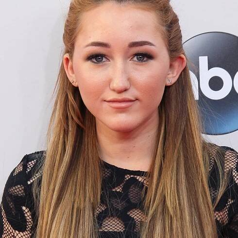 Did Noah Cyrus Ever Get Plastic Surgery? See Then and Now Photos of the Singer