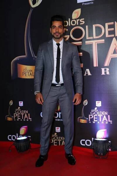 Gautam Gulati in Black Grey Suit