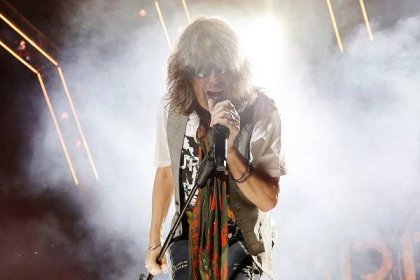 Foreigner Singer: Tell Bands Using Tracks to 'Go F--- Themselves'