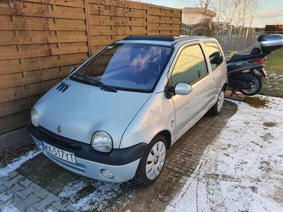 2002 Renault Twingo I X06, 1. generace 1.2 benzín 55 kW 104 Nm